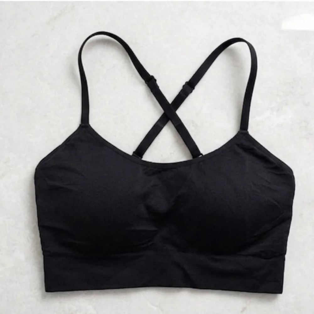 Gilligan OMalley Bralette‎ Bra Sz Medium Black Wireless Lined  Pullover Seamless